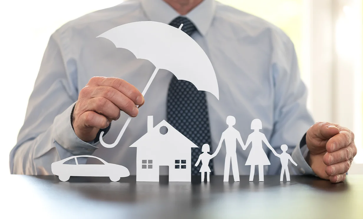 ihshome-hero-btns-insurance Hail techs working on a line of cars